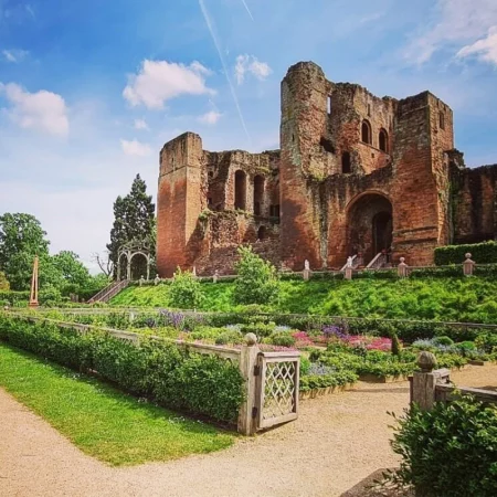 Kenilworth Castle Garden